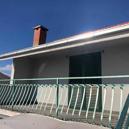 Villa Luger 2 Dachgeschoss Rogoznica  Zewnętrze zdjęcie